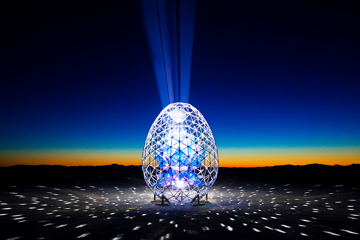 Seeds of Light  光の卵 — Egg of Hope